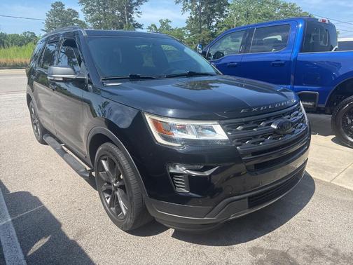 Shadow Black 2018 Ford Explorer XLT