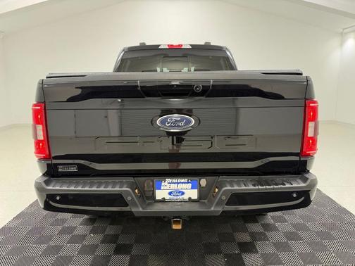 Black Metallic 2023 Ford F-150 XLT
