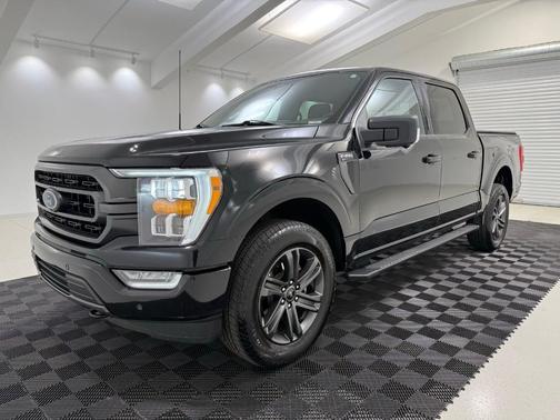 Black Metallic 2023 Ford F-150 XLT