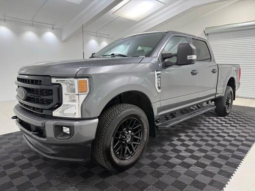 Gray Metallic 2022 Ford F-250 XLT