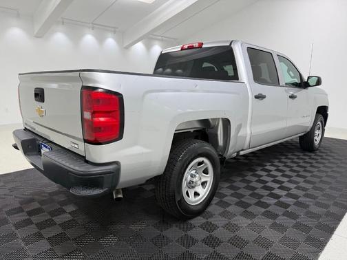 Silver Ice Metallic 2018 Chevrolet Silverado 1500 WT