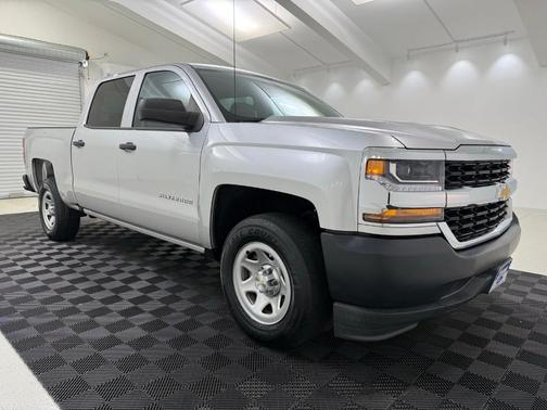 Silver Ice Metallic 2018 Chevrolet Silverado 1500 WT