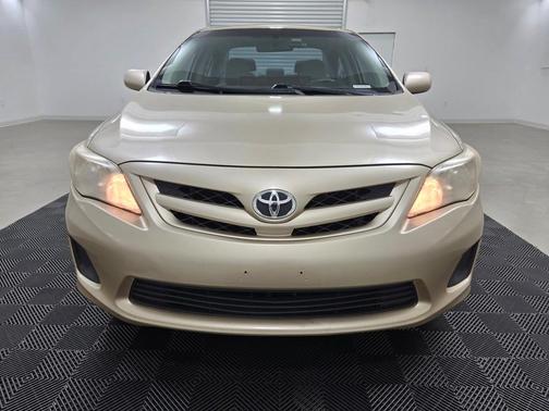2011 Toyota Corolla LE