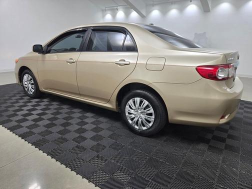 2011 Toyota Corolla LE