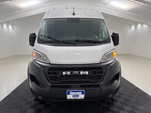 Bright White Clearcoat 2023 RAM ProMaster 2500 High Roof