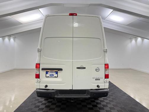 2019 Nissan NV Cargo NV2500 HD S/SV V6/V8