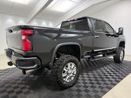 2024 Chevrolet Silverado 2500 High Country