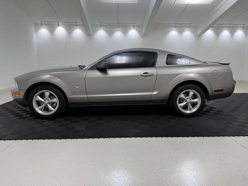 Vapor Clearcoat Metallic 2008 Ford Mustang V6 Premium