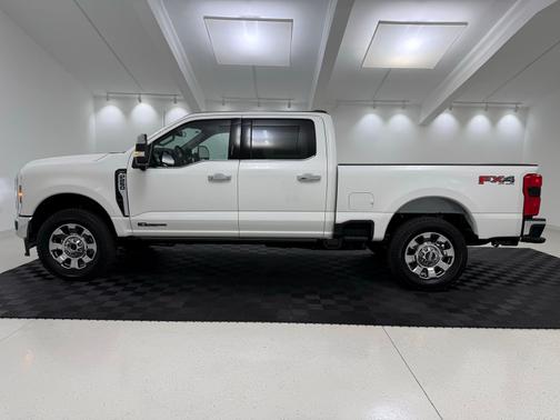 White Metallic 2026 Ford F-250 Lariat