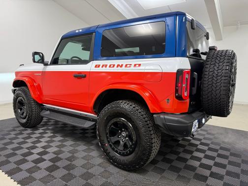 Oxford White 2025 Ford Bronco Stroppe Edition