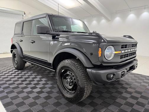 Shadow Black 2026 Ford Bronco Big Bend
