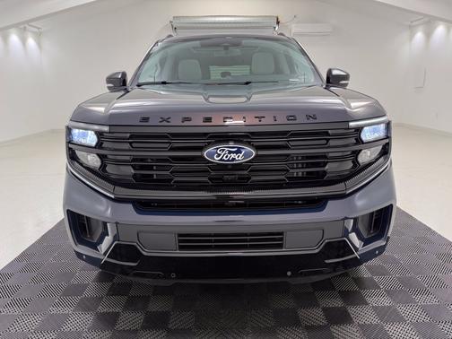 Blue Ember Metallic 2027 Ford Expedition Max Platinum