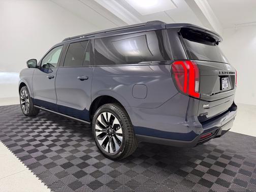 Blue Ember Metallic 2027 Ford Expedition Max Platinum