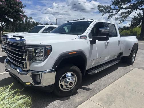 Summit White 2023 GMC Sierra 3500 SLT