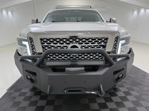 Pearl White 2019 Nissan Titan XD Platinum Reserve