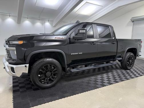 2024 Chevrolet Silverado 2500 LT