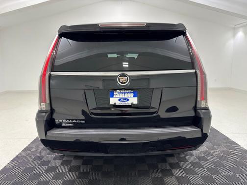 Black Raven 2015 Cadillac Escalade Base