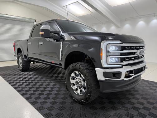 Agate Black Metallic 2024 Ford F-350 Lariat