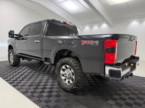 Agate Black Metallic 2024 Ford F-350 Lariat