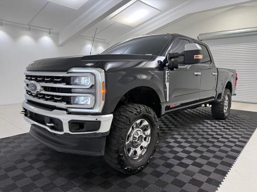 Agate Black Metallic 2024 Ford F-350 Lariat