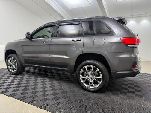 2019 Jeep Grand Cherokee Summit
