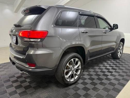 2019 Jeep Grand Cherokee Summit