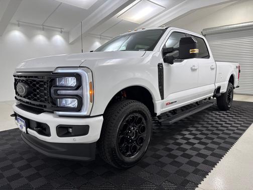 Oxford White 2026 Ford F-350 Lariat