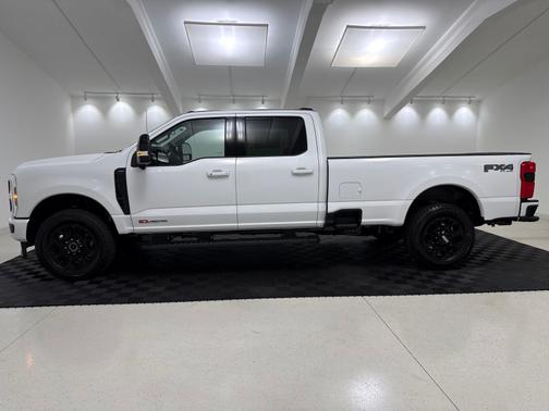 Oxford White 2026 Ford F-350 Lariat