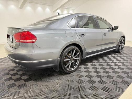 2014 Volkswagen Passat 2.0L TDI DSG SEL Premium