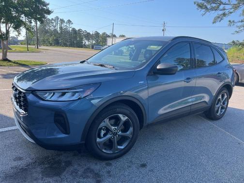 Vapor Blue Metallic 2025 Ford Escape ST-Line