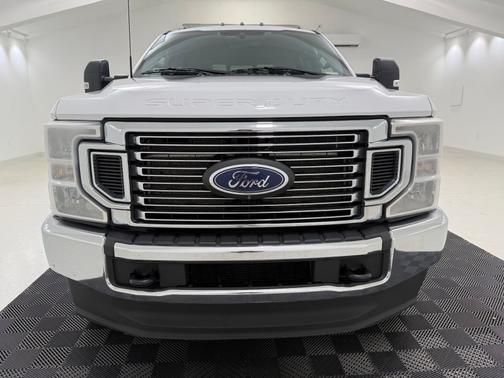 Oxford White 2022 Ford F-350 XL