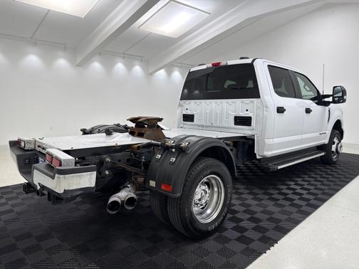 Oxford White 2022 Ford F-350 XL