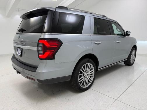 Iconic Silver Metallic 2024 Ford Expedition Limited