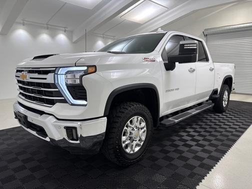 Summit White 2024 Chevrolet Silverado 2500 LTZ
