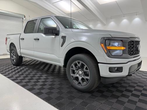 Avalanche 2026 Ford F-150 STX