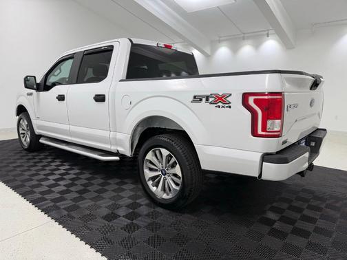 Oxford White 2017 Ford F-150 XL