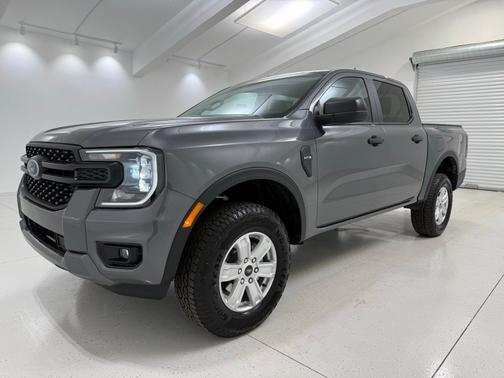 Carbonized Gray Metallic 2025 Ford Ranger XL