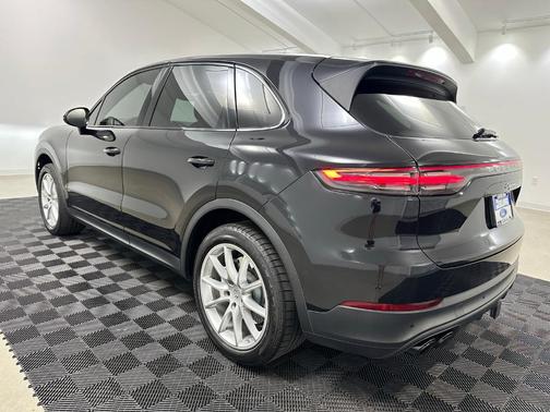 2019 Porsche Cayenne Base