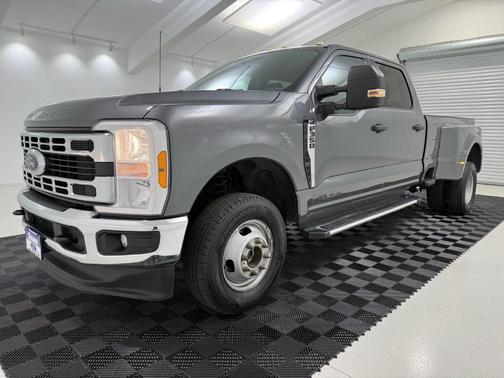 2023 Ford F-350 XLT