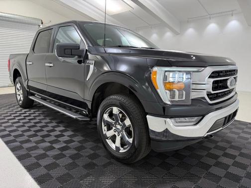 Black Metallic 2023 Ford F-150 XLT