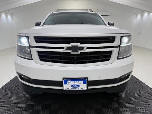 Summit White 2018 Chevrolet Suburban Premier