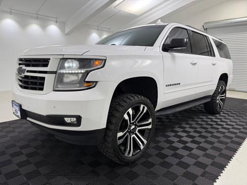 Summit White 2018 Chevrolet Suburban Premier