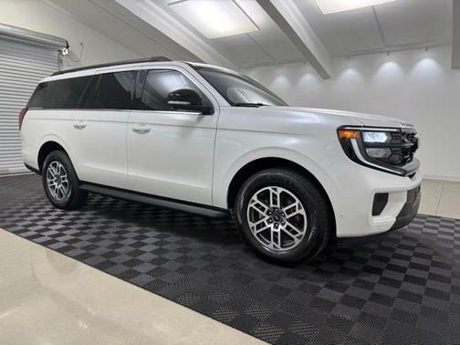 White Metallic 2025 Ford Expedition Max Active
