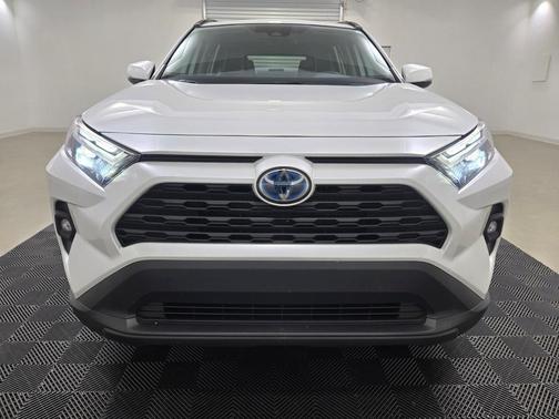 2023 Toyota RAV4 Hybrid XLE Premium
