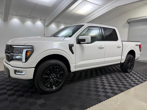 Star White Metallic Tri-Coat 2025 Ford F-150 Platinum