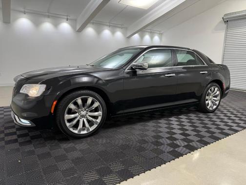 2018 Chrysler 300 Limited