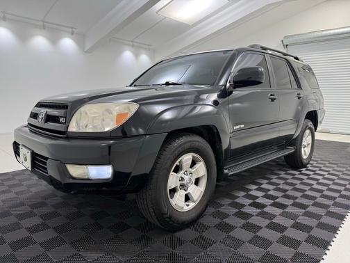 Black 2005 Toyota 4Runner Limited