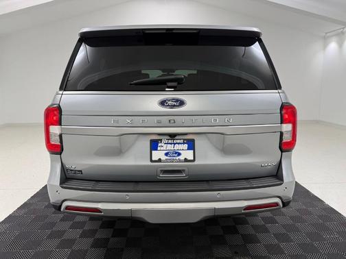 Silver Metallic 2024 Ford Expedition Max XLT