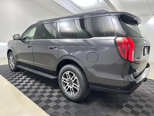 Dark Matter Gray Metallic 2025 Ford Expedition Max Active