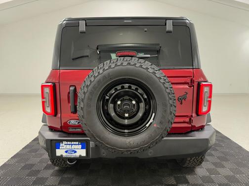 Ruby Red Metallic Tinted Clearcoat 2026 Ford Bronco Outer Banks